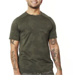 Lululemon SoulCycle Metal Vent Tech Short Sleeve Shirt Medium